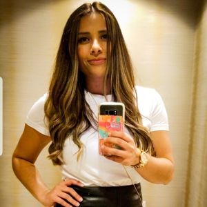 Meet your Posher, Krmiña